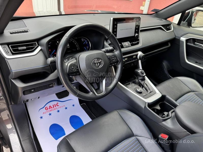 Toyota RAV 4 HYBRID 4x4