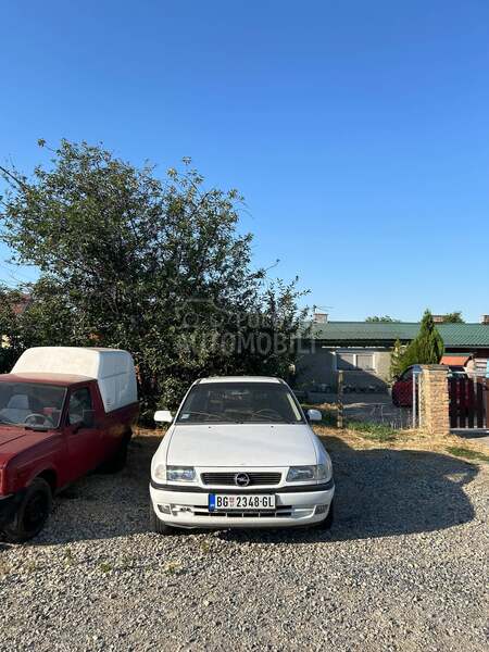 Opel Astra F 