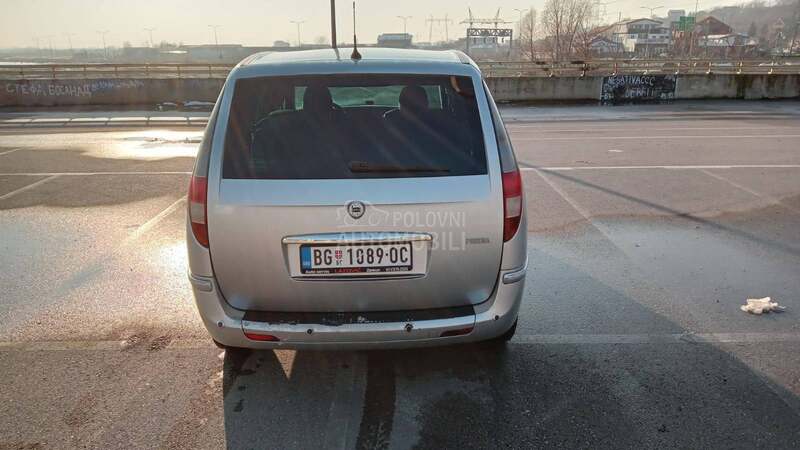 Lancia Phedra 