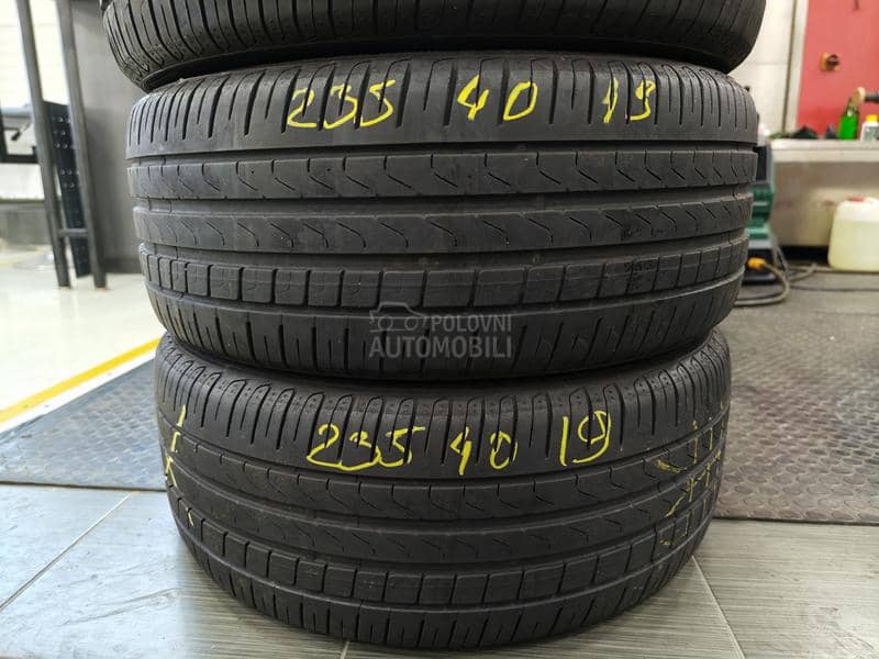 Continental 235/40 R19 Letnja