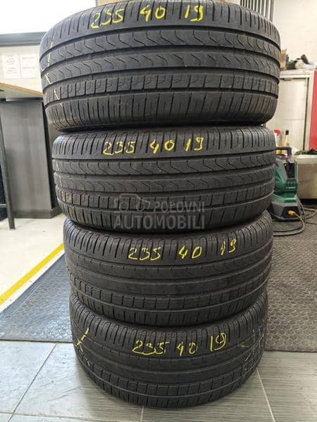 Continental 235/40 R19 Letnja