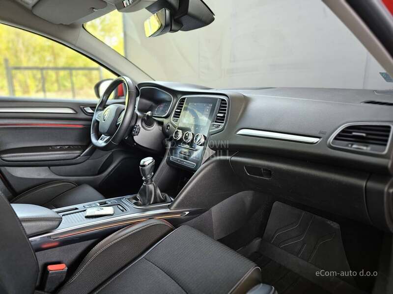 Renault Megane 1.3 TCE INTENS