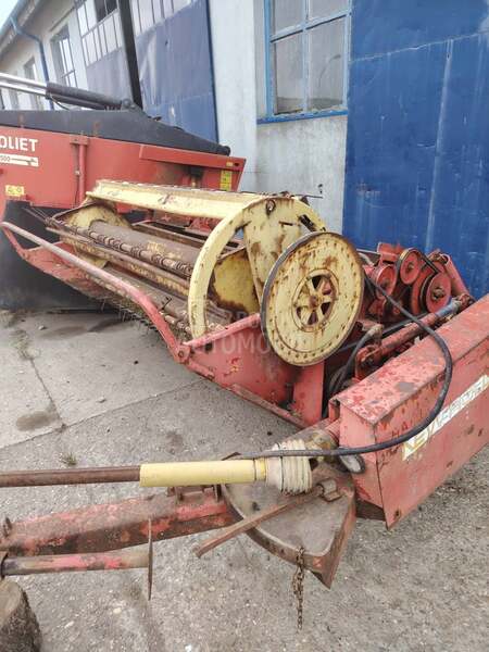 New Holland 2,2