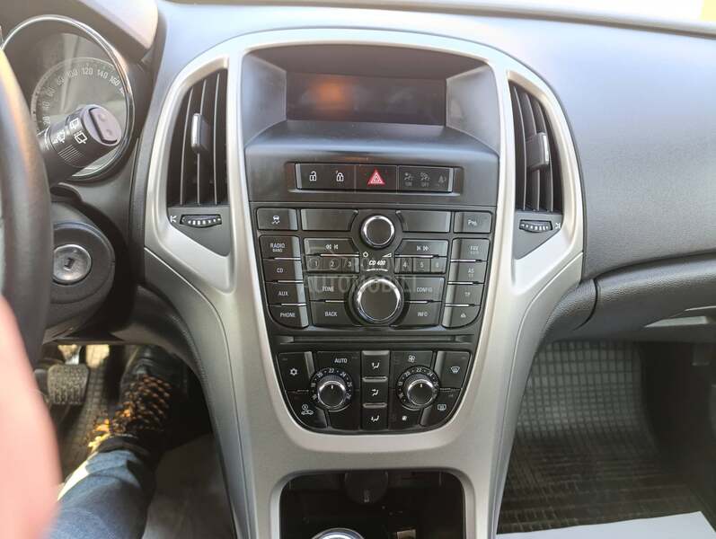 Opel Astra J N O V A
