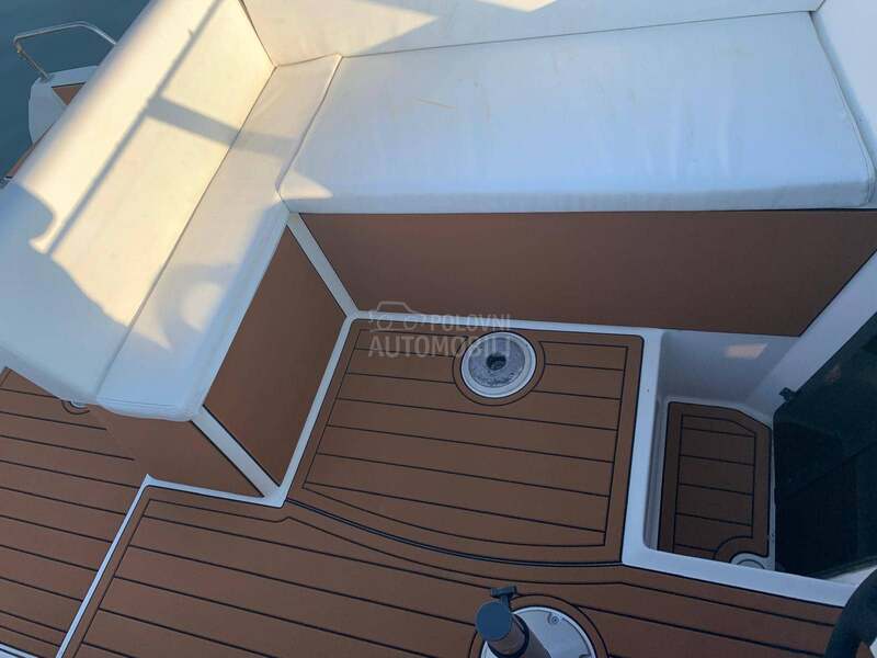 Bayliner 2651 5.0 Mec.