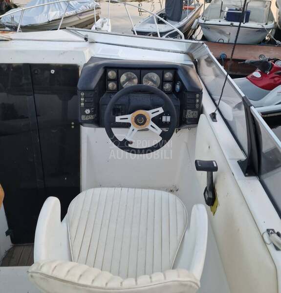 Bayliner 2651 5.0 Mec.