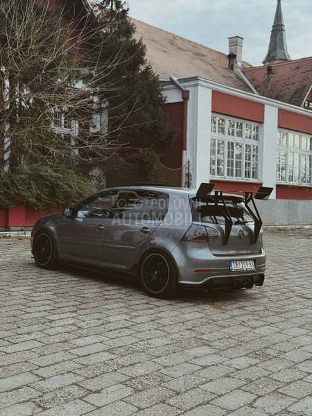 Volkswagen Golf 5 GTI
