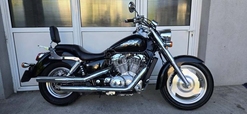 Honda VT 1100 C2