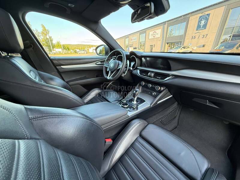 Alfa Romeo Stelvio 2.2 Q4
