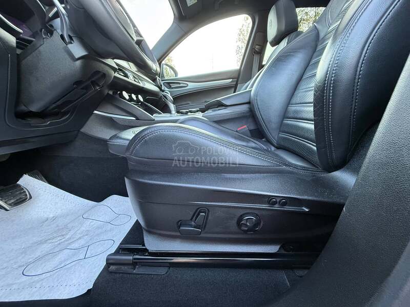Alfa Romeo Stelvio 2.2 Q4