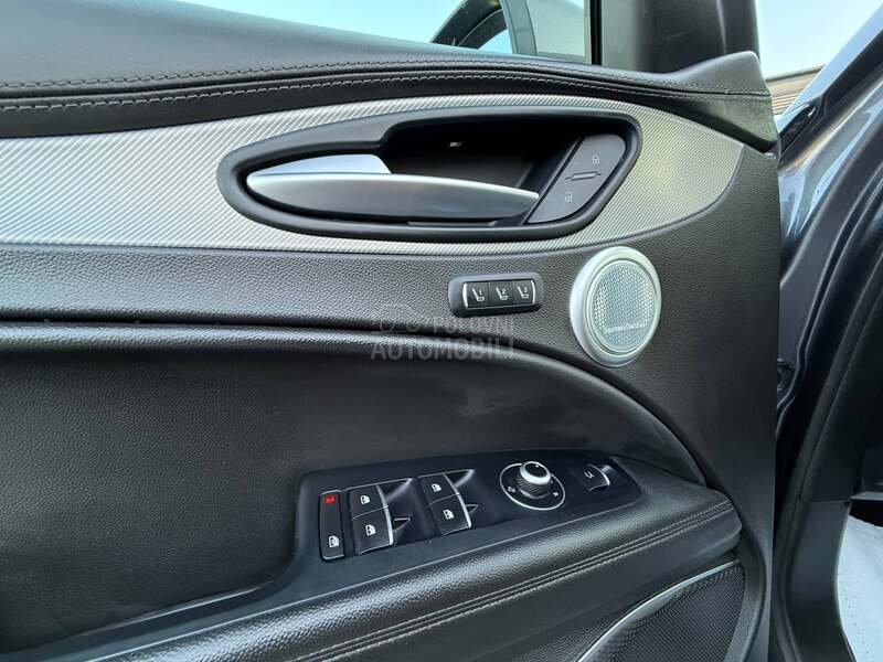 Alfa Romeo Stelvio 2.2 Q4