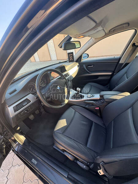BMW 320 320i
