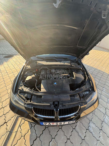 BMW 320 320i