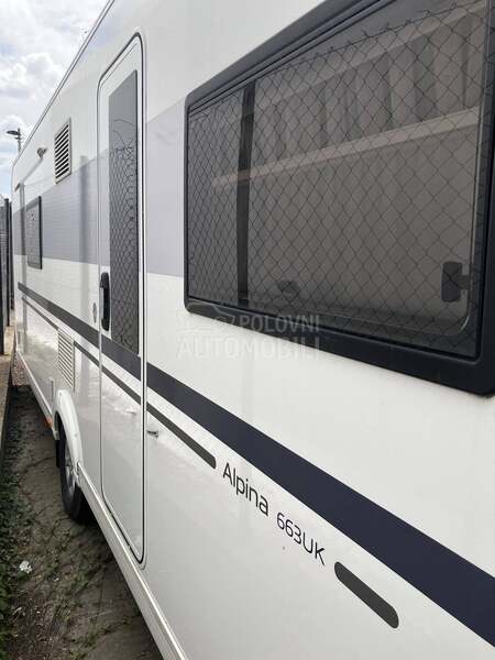 Adria Alpina 663 UK