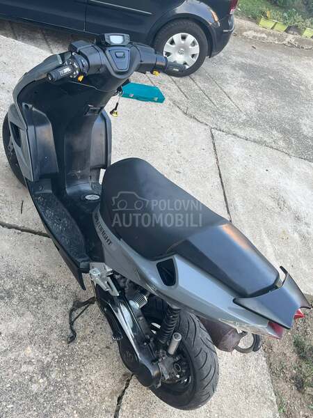 Peugeot Speedfight 4