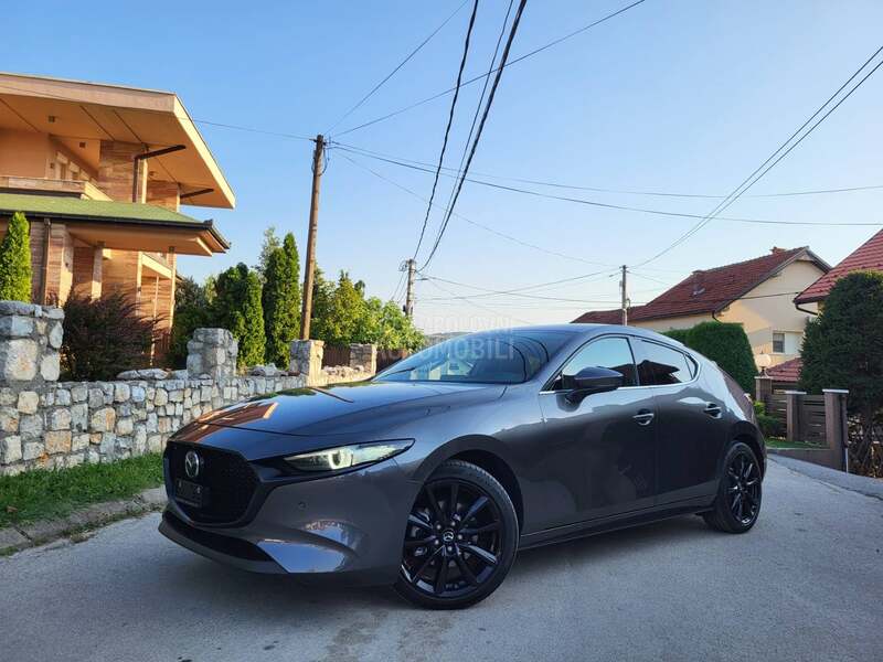 Mazda 3 Gt plus CH