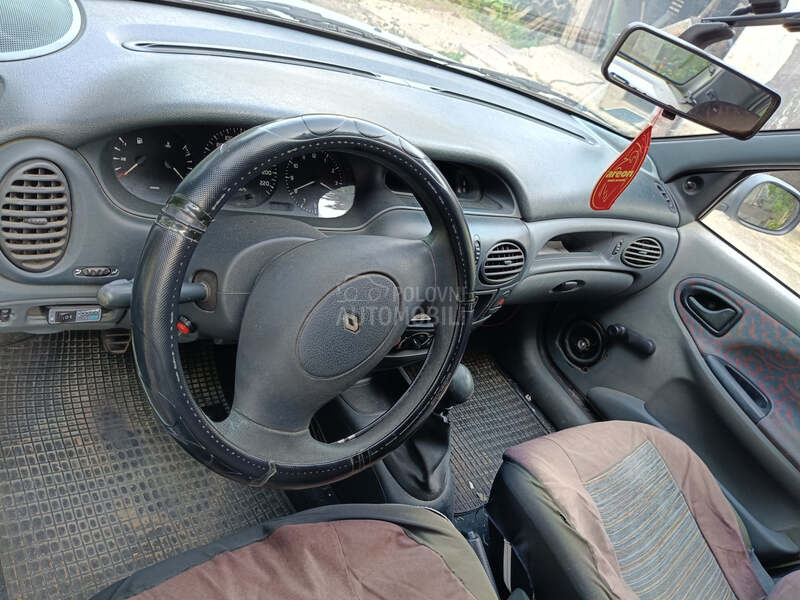 Renault Megane 1.4