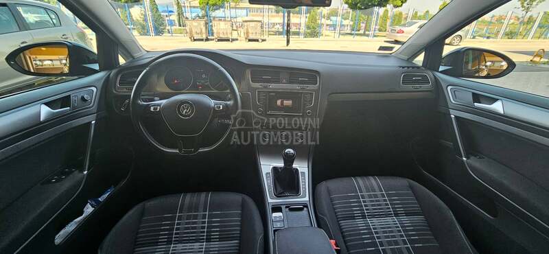 Volkswagen Golf 7 1.4 TSI LOUNGE