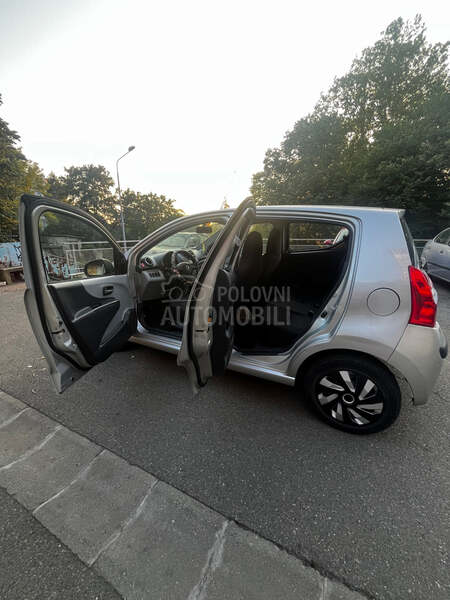 Nissan Pixo 1.0