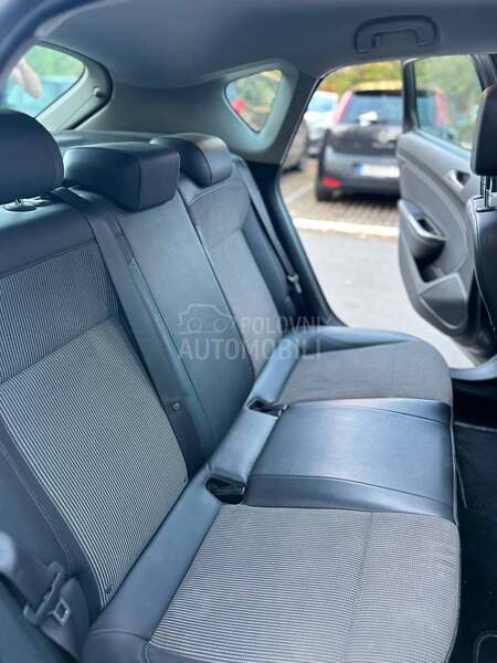 Opel Astra J 1.7 CDTI COSMO