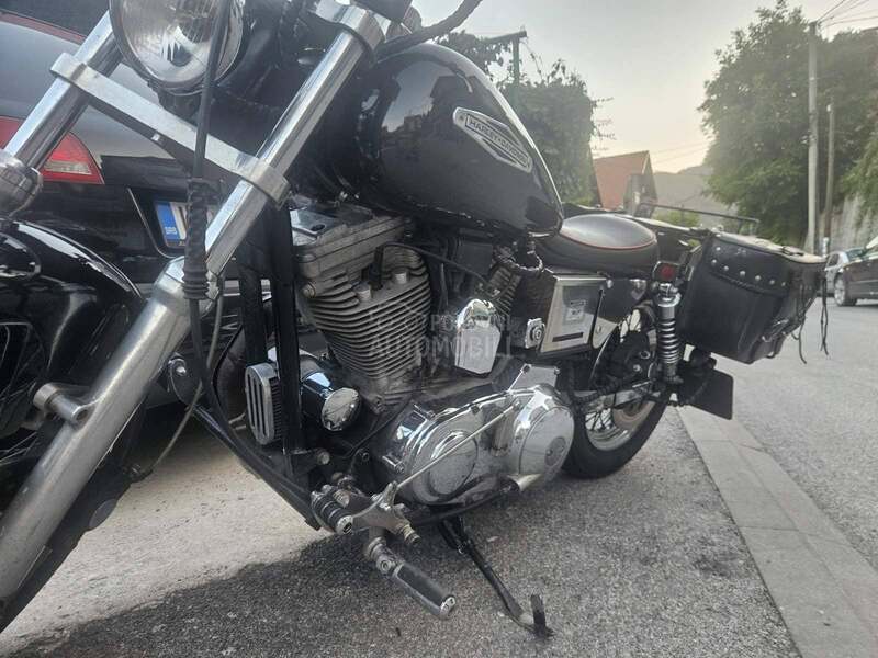 Harley Davidson 883