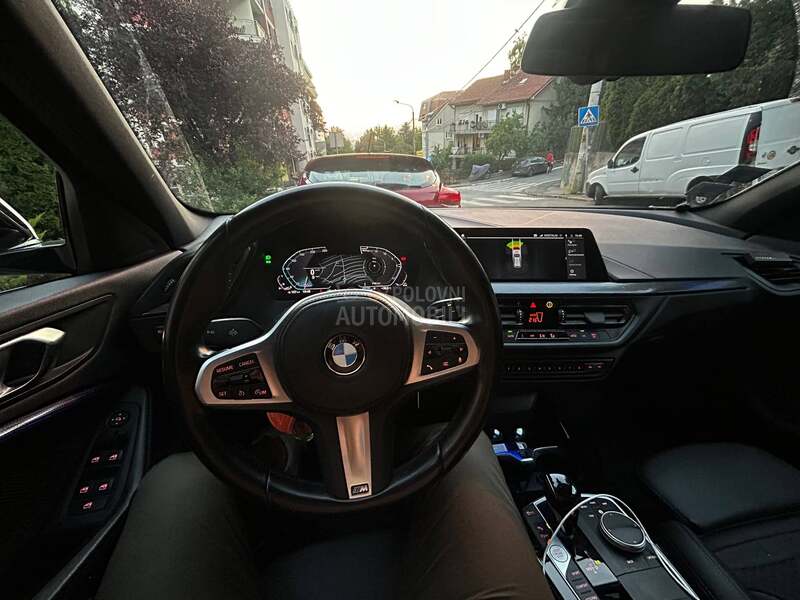 BMW 118 118i