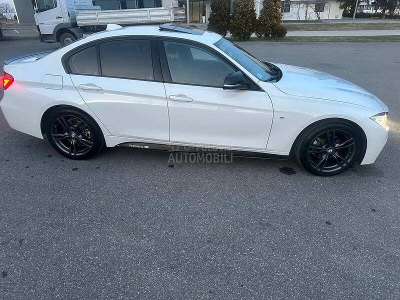 BMW 318 x drive