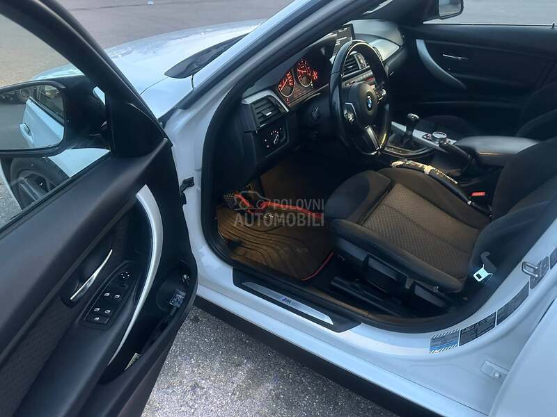 BMW 318 x drive