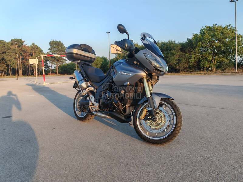 Triumph Tiger 1050