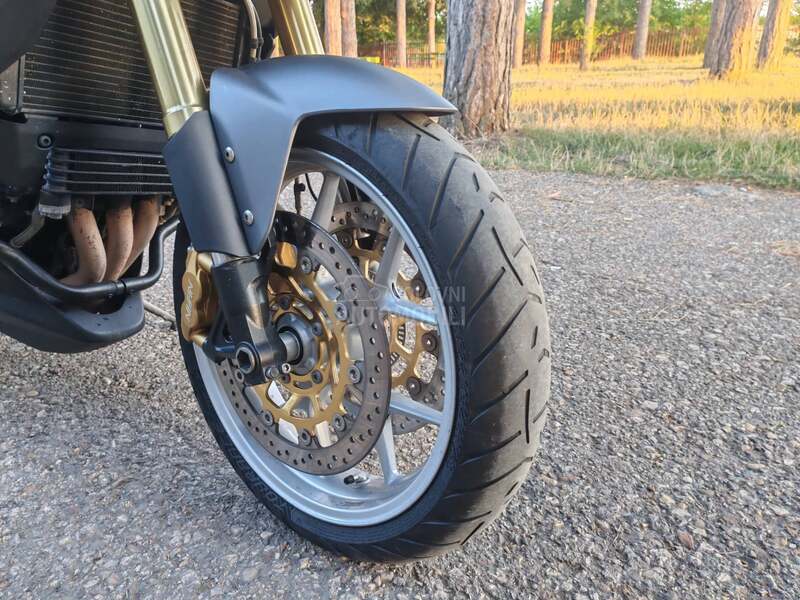 Triumph Tiger 1050