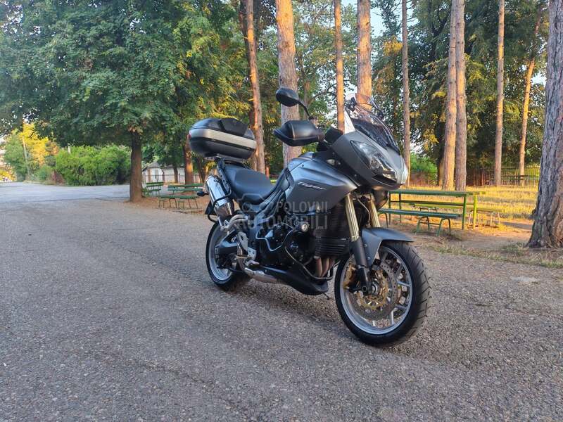 Triumph Tiger 1050