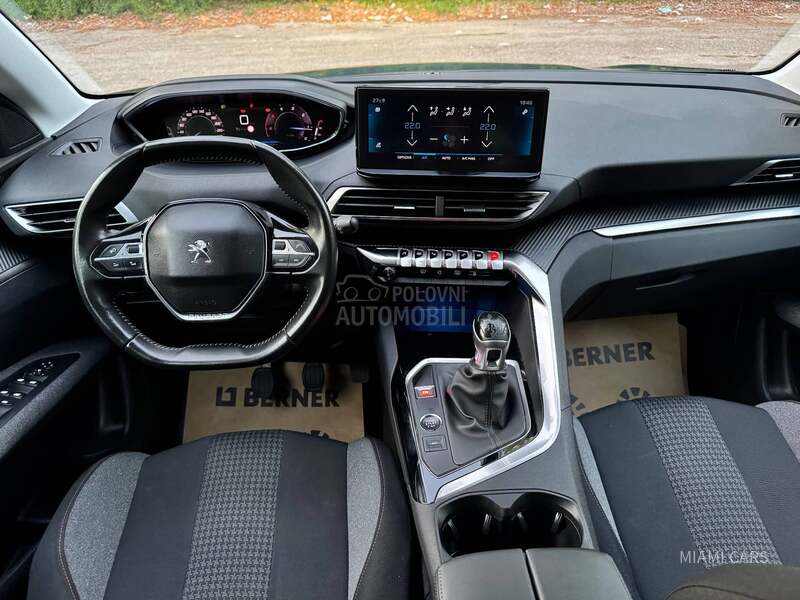 Peugeot 3008 1.5BlueHDi/BUSINESS
