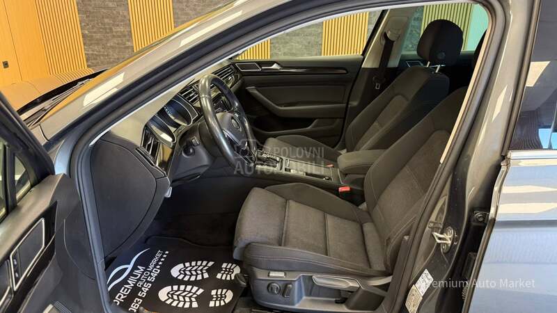 Volkswagen Passat B8 //1.6 TDI//DSG/N.AVI