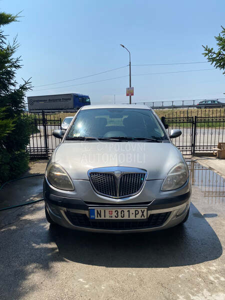 Lancia Ypsilon 1.2