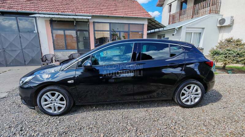 Opel Astra K 1.0 Innovation