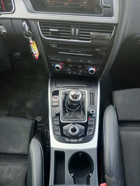 Audi A5 2.0T quattro