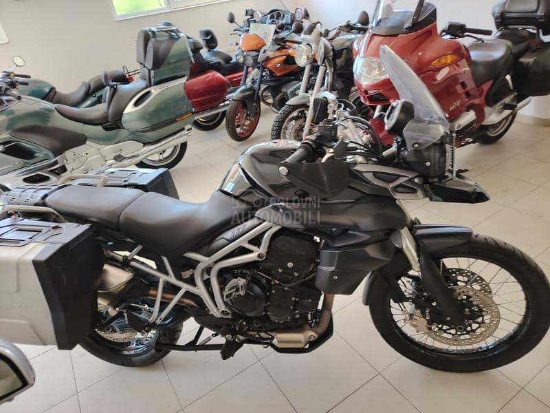 Triumph Tiger 800