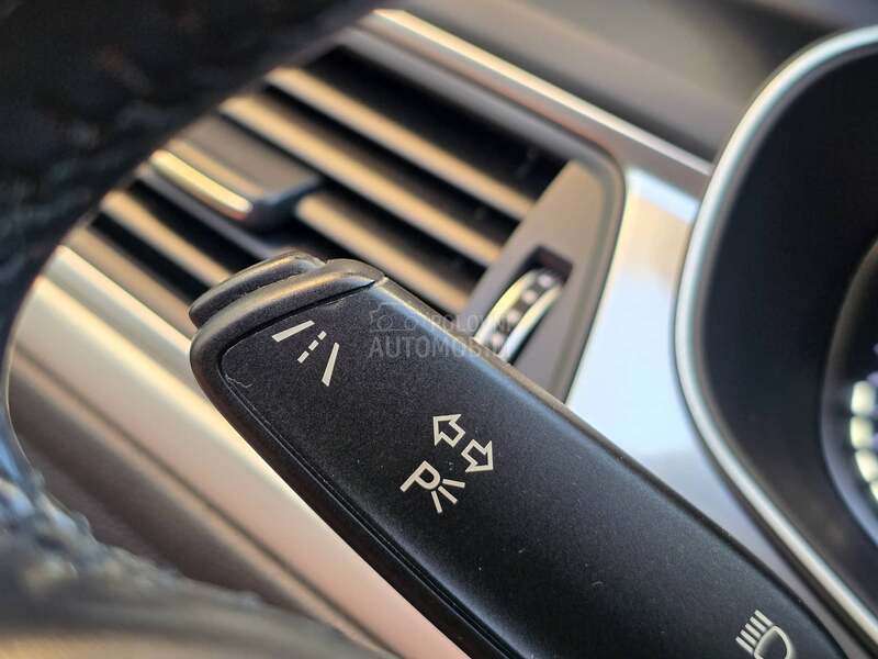 Audi A6 190 ULTRA Distron.