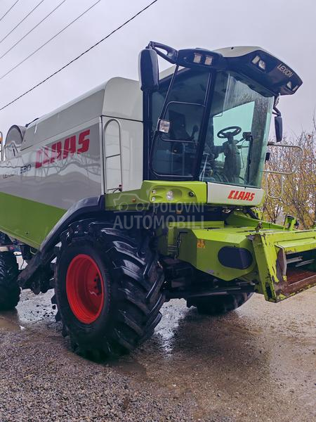 Claas Lexion 530