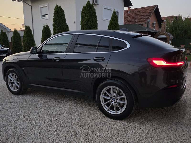 BMW X4 X-DRIVE HYBRID
