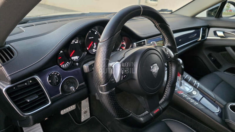 Porsche Panamera 3.0 TechArt CH