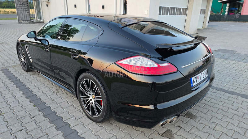 Porsche Panamera 3.0 TechArt CH