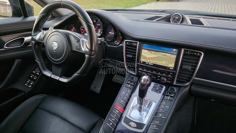 Porsche Panamera 3.0 TechArt CH