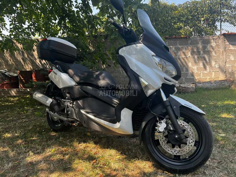 Yamaha X max 125