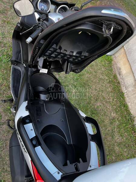 Yamaha X max 125