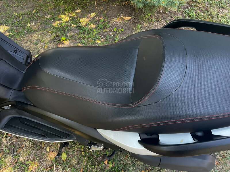 Yamaha X max 125