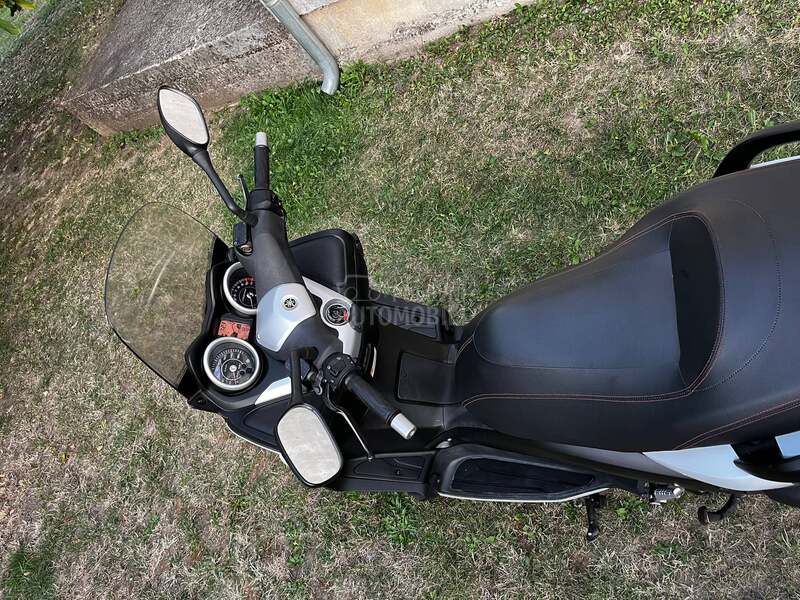 Yamaha X max 125