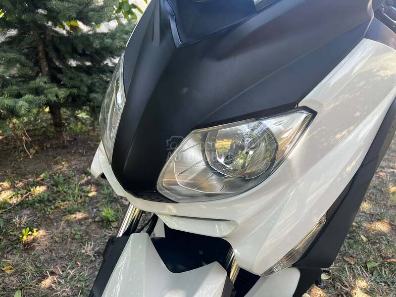 Yamaha X max 125