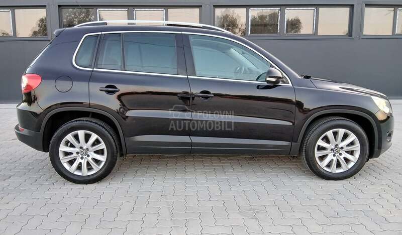 Volkswagen Tiguan 2.0TDI DSG 4X4 PAN0