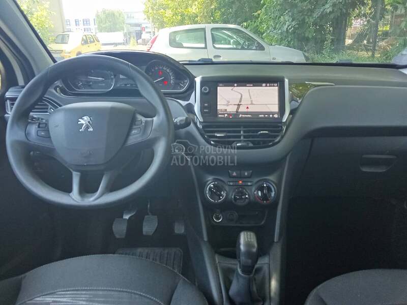 Peugeot 208 3.5.0.0.0.k.m